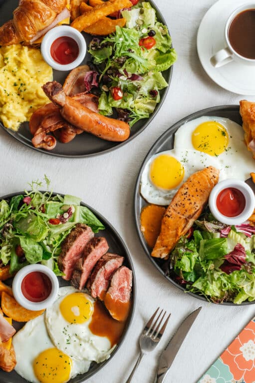 Best Brunch on Orchard Road, Singapore: Cafes and Restaurants for Eggs Benedict, Champagne, and More