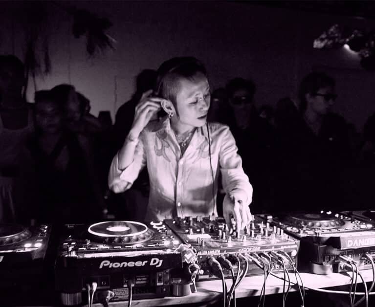 City Nomads Radio: Strange Weather’s DJ YetPet Uniquely Blends Artistic Finesse With Music