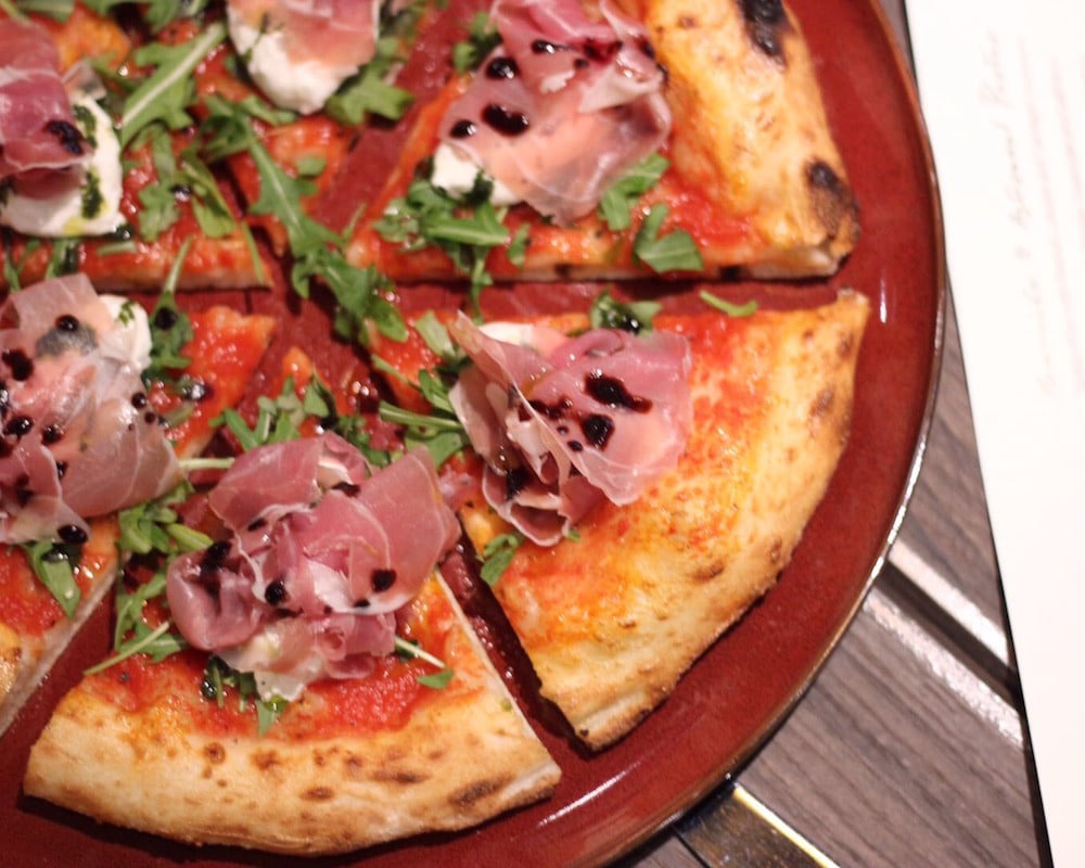 Amò Restaurant: Italian Comfort Food, Pizzas, and Pasta on Hong Kong Street, Singapore