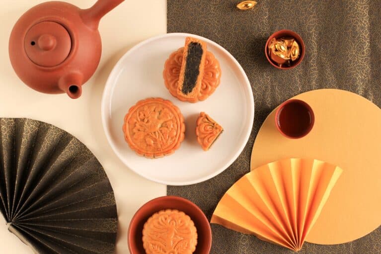 Where to Get Mooncakes in Singapore this Mid-Autumn 2025