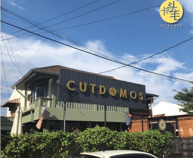Best Salons in JB Cutdomos