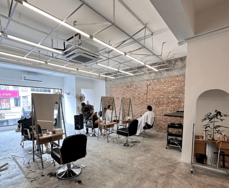 Best Salons in JB Saranghair