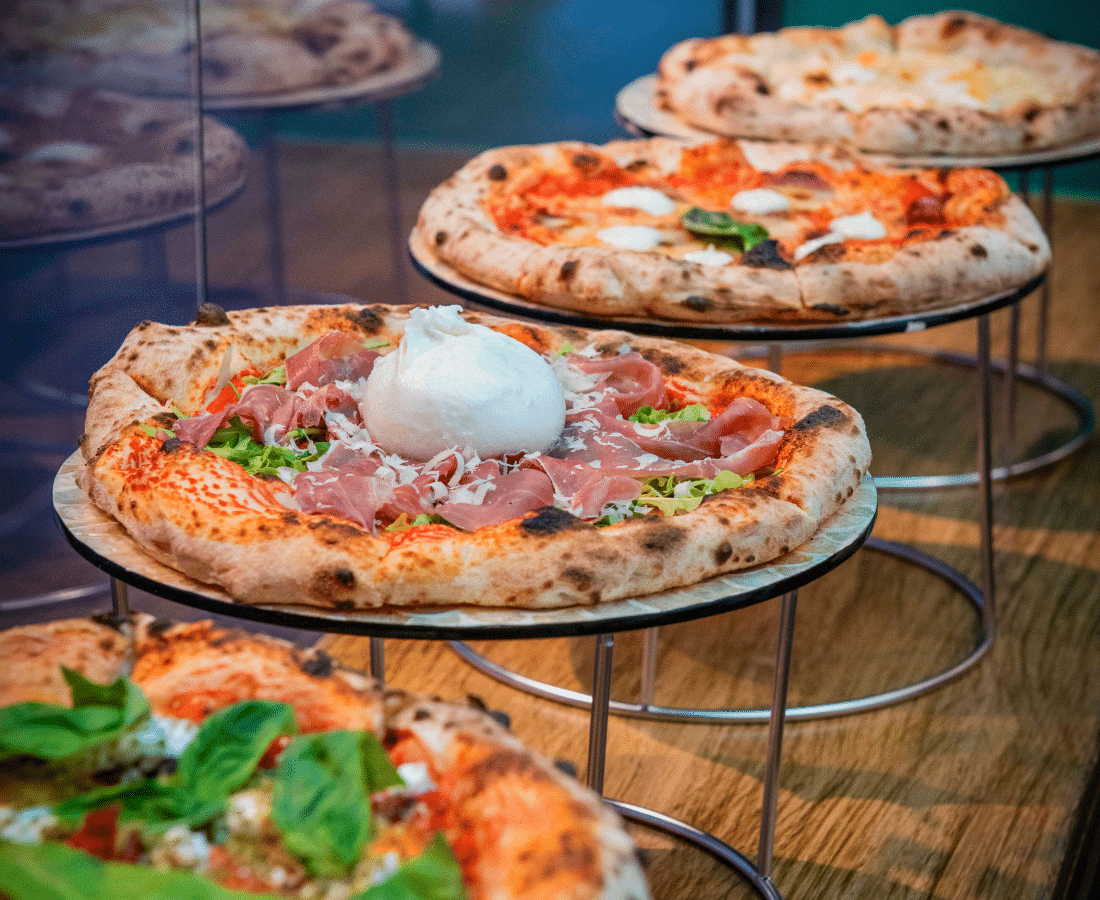 IL Clay Supper Club & Pizzeria