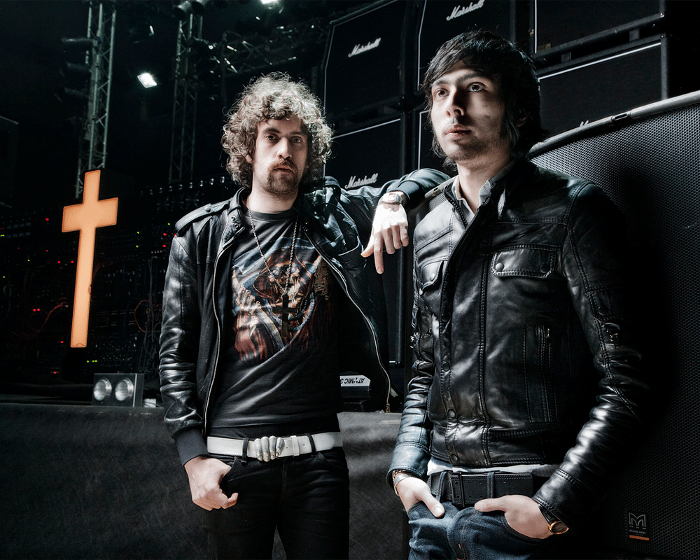 C’est Quoi? Justice Returns to Singapore this August