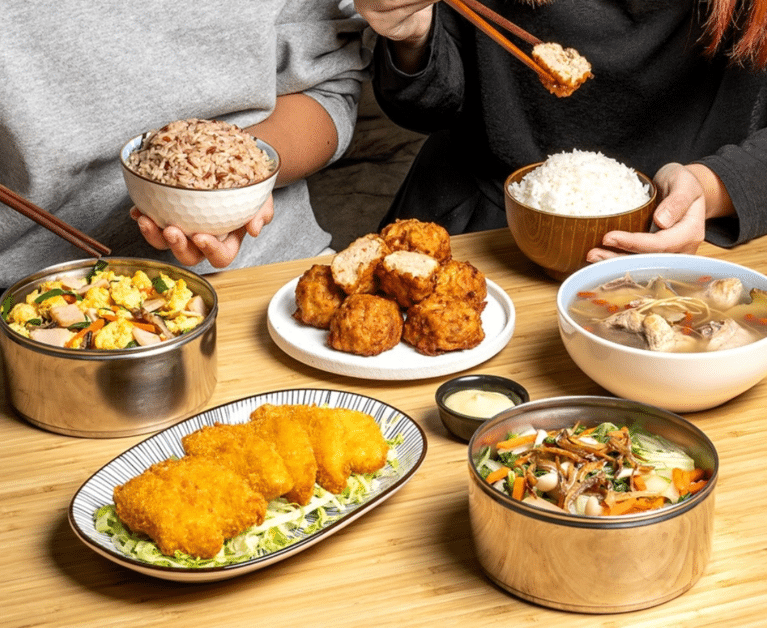Best Tingkat Deliveries in Singapore for Homely, Healthy Meals Minus the Hassle